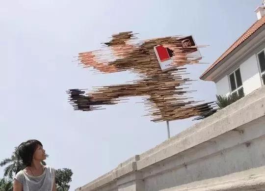 這些腦洞大開的室外廣告牌子，你見過幾個？8
