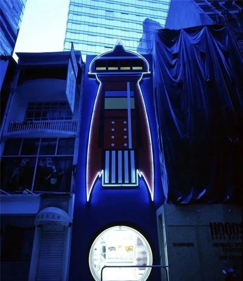 最“靚”的門頭標(biāo)牌，發(fā)現(xiàn)第一款就愛了16