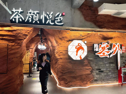 走訪長沙、重慶等地后，我總結出一套做燈箱廣告牌“吸金術”2