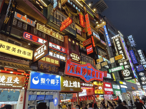 走訪長沙、重慶等地后，我總結出一套做燈箱廣告牌“吸金術”3